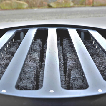 Forega Lot de 25 Brosses Filtrantes Bassin et Koi Ø 15 cm, Longueur 60 cm | Nettoyage Efficace et Eau Claire | Fibres Polypropylène Haute Densité | Conception Poils Ondulés, Noir